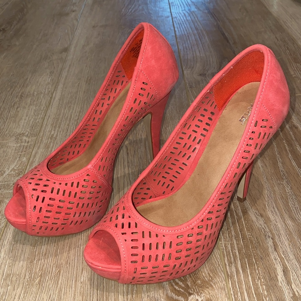 APT. 9 Hayden Heels 7.5
